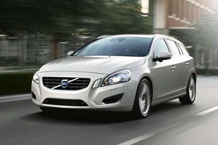 VOLVO V60 T6 304HP