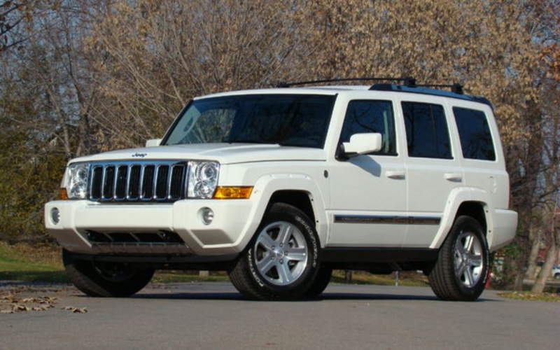 JEEP COMMANDER 4.7 V8 235HP