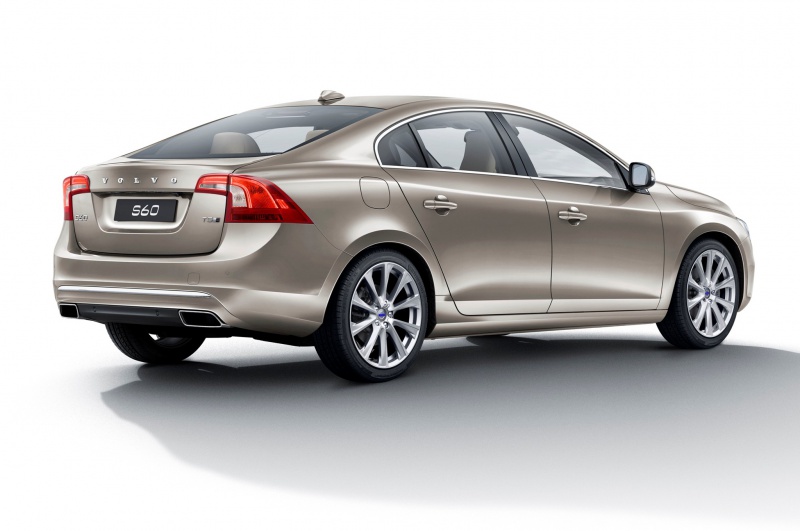 VOLVO S60 2.0 D4 181HP