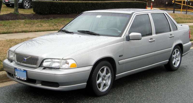 VOLVO S70 R 250HP