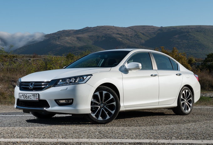 HONDA ACCORD 2.2 I-DTEC 180HP