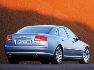 AUDI A8 4.2 V8 360HP